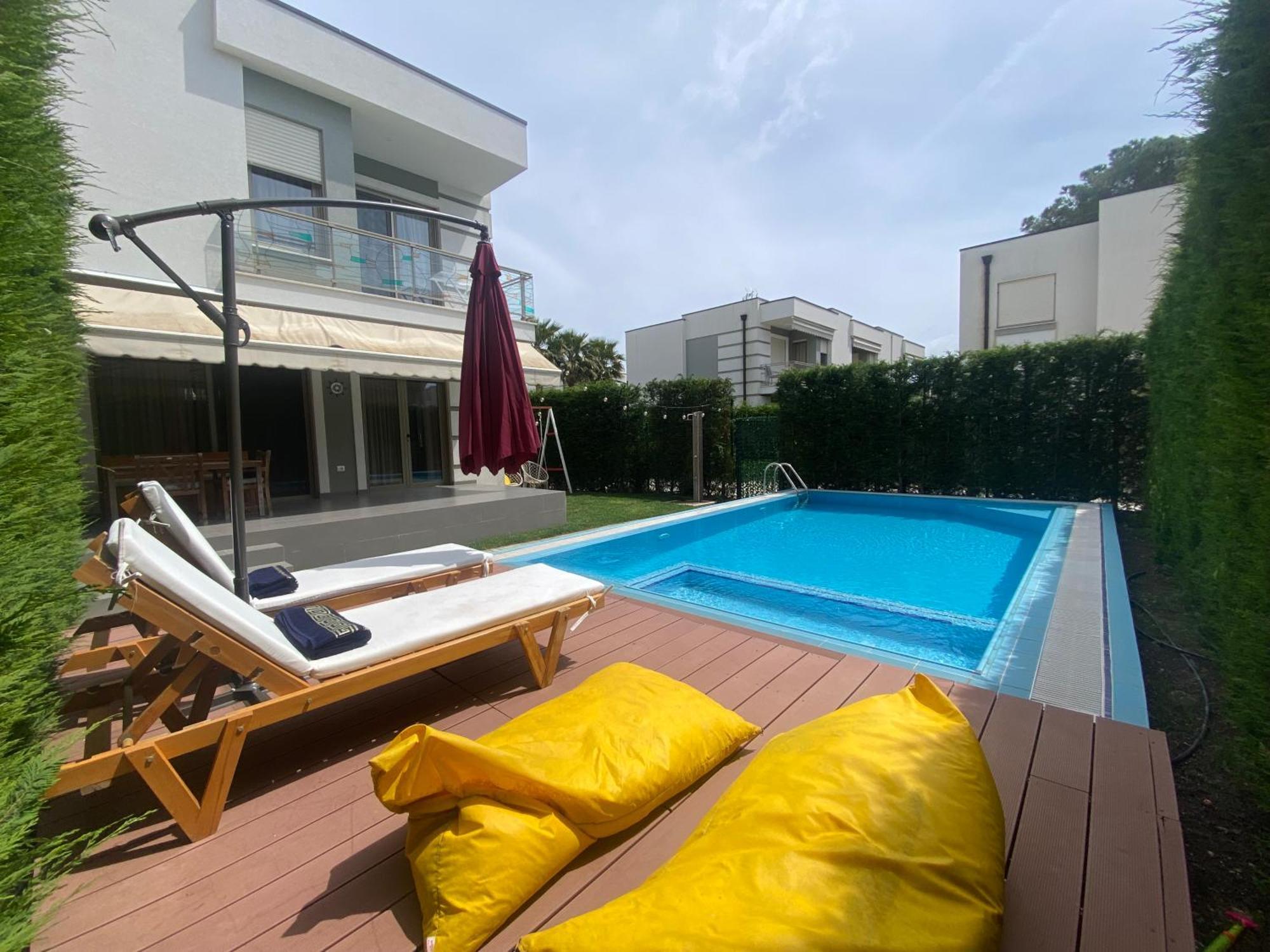 With Private Pool * Durres