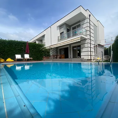 Villa With Private Pool Durres Exterior photo